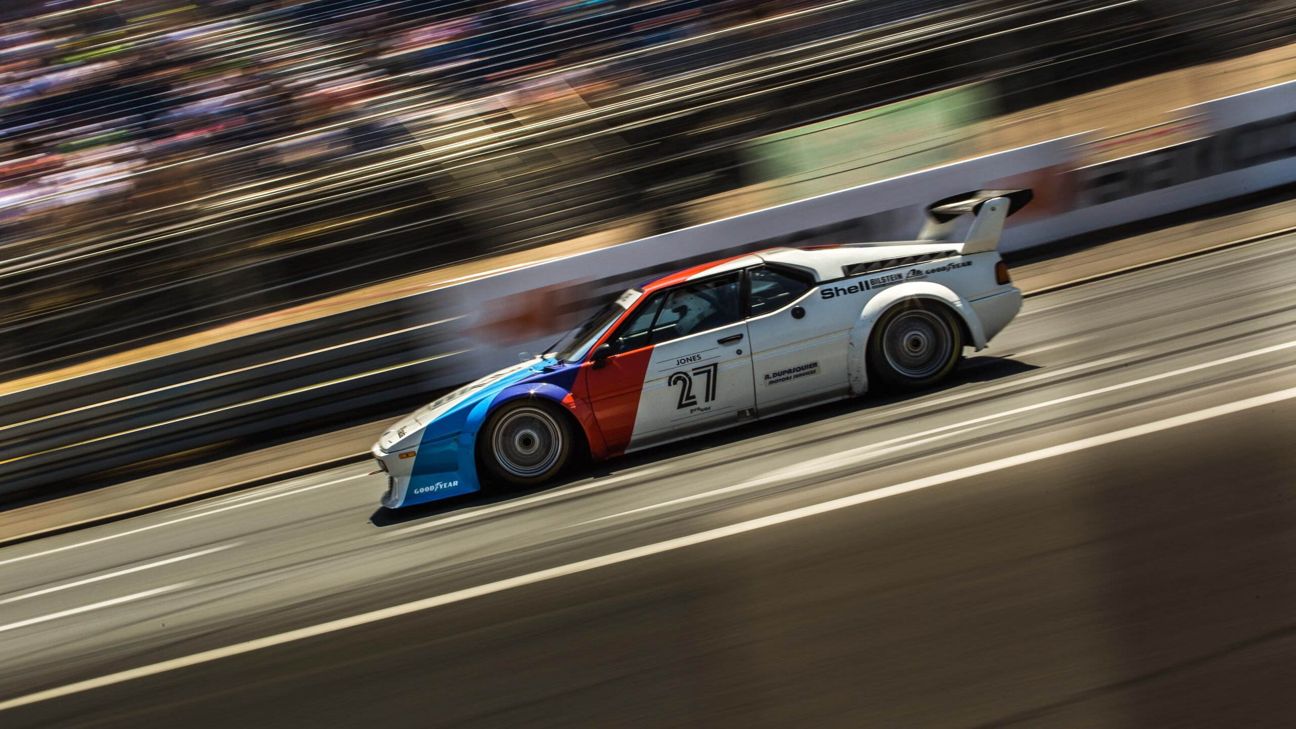 专家建议加强足球基础设施建设，加快足球事业发展