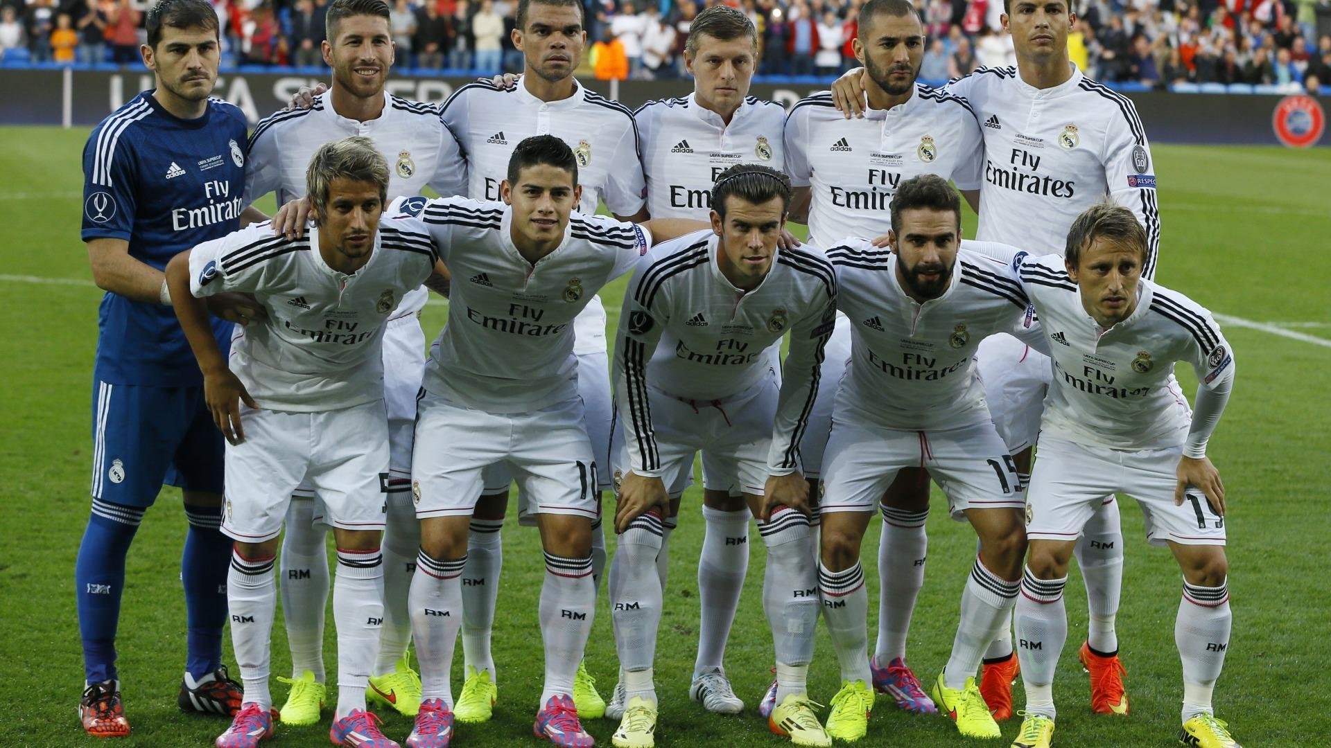 世俱杯赛程-艾比·德尔福：南非队的防守先锋，完美配合前场进攻，比尔和艾德